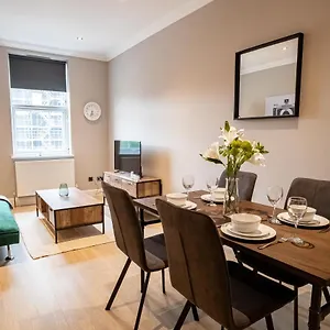 luxury-1-2-bedroom-apartments-brighton.brighton-hotels-england.com/