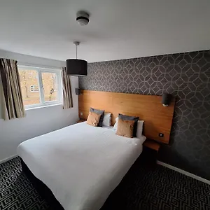 2* Hotel Stockwood - Luton Airport