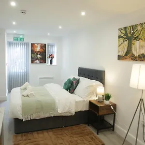  Homestay Luton Nook And Kitchen 4 Mins To Luton Airport